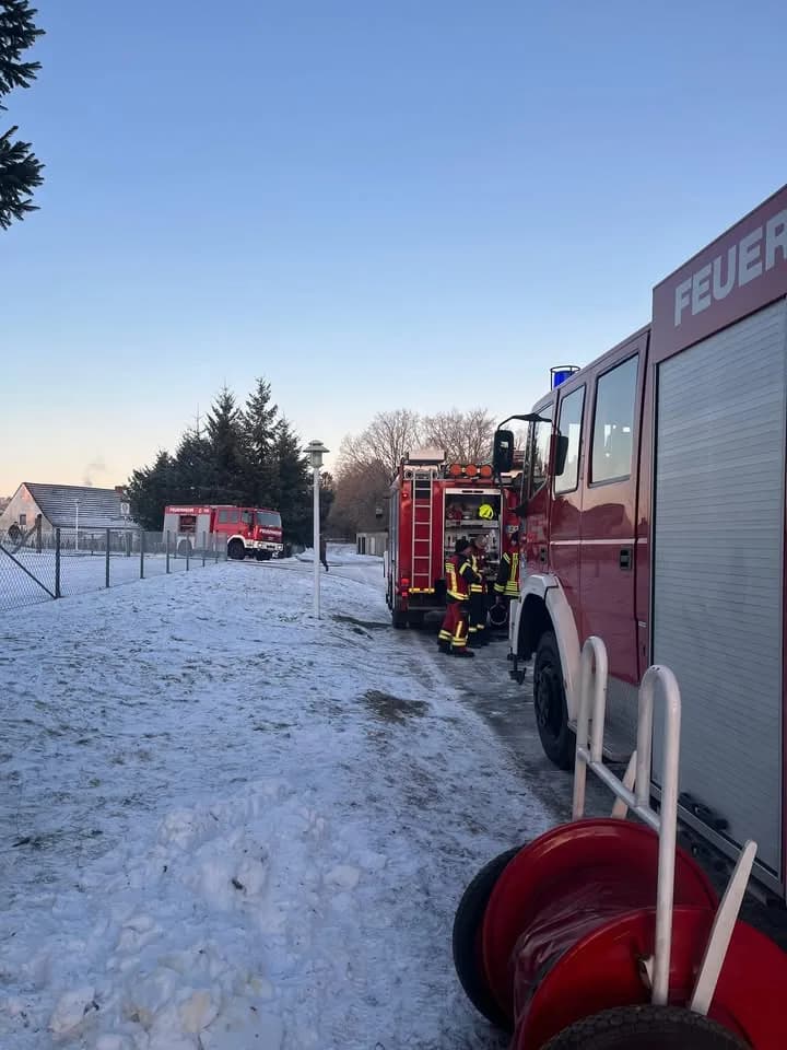 B Feuer Mittel Garagenbrand