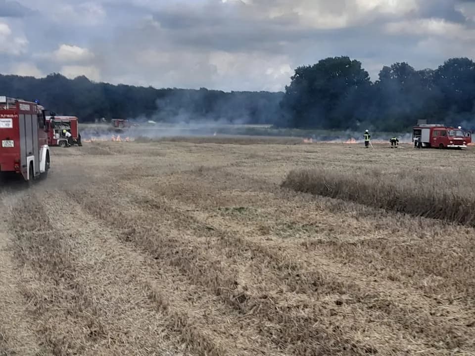 Brand B Mittel Landmaschine