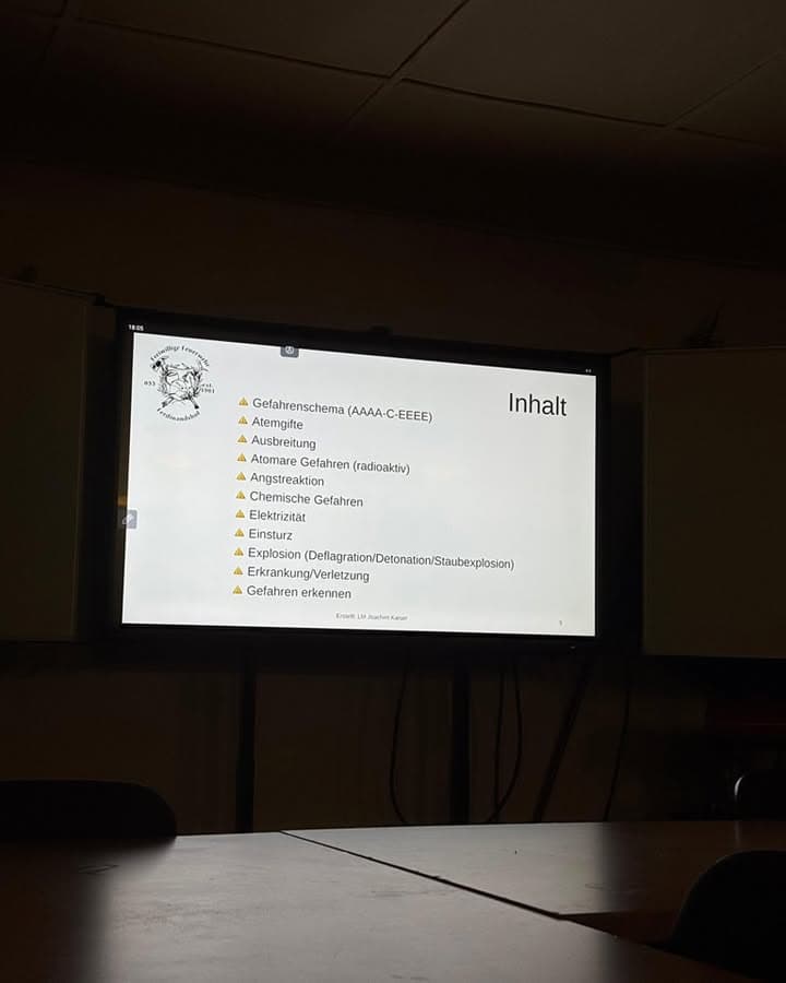 + Gefahren an der Einsatzstelle +