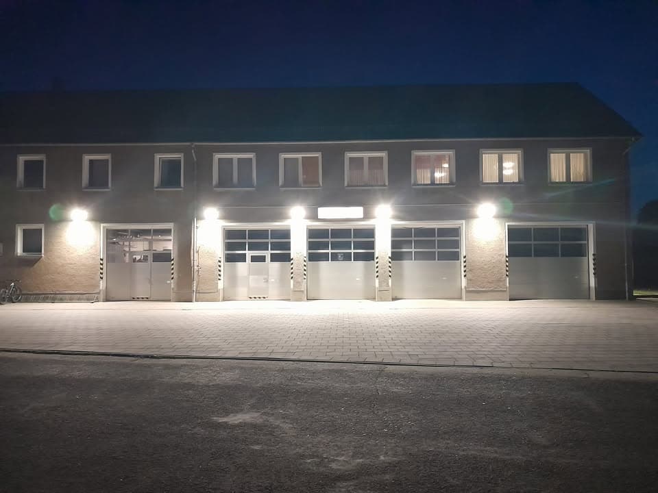 Nun sehen wir unser Gerätehaus in einem ganz neuem Licht!