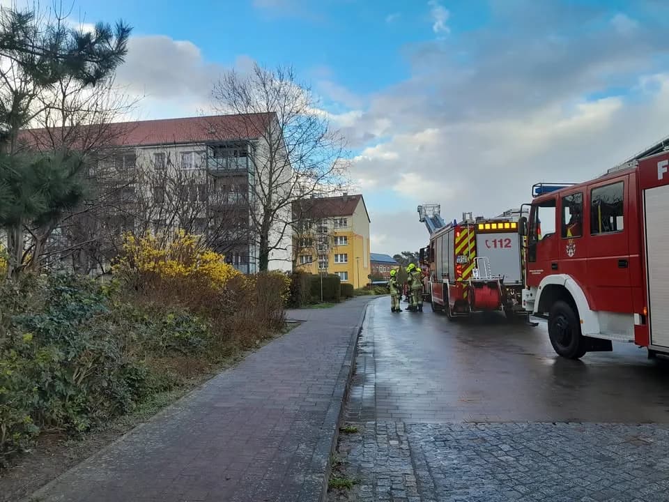 B Groß Dachstuhlbrand