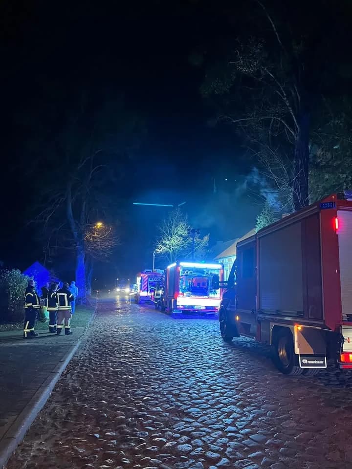 Feuer Mittel Zimmerbrand