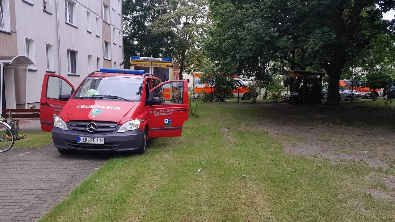 H-Klein Türnotöffnung