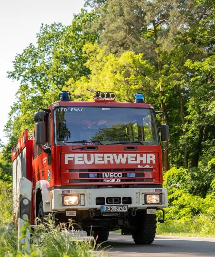 H-Klein Türnotöffnung