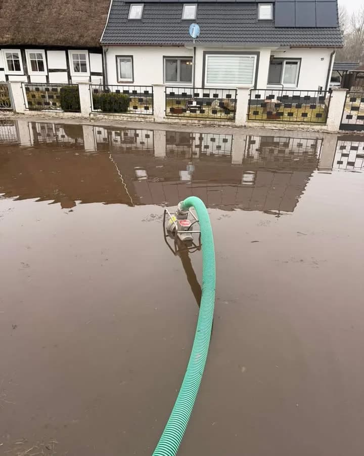 H1_Wasserschaden - Wasserrohrbruch